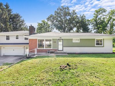 5901 S Watterson Trl