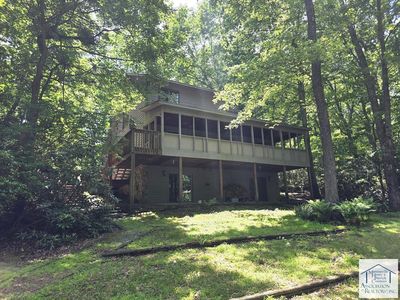 51 Hickory Nut Hollar