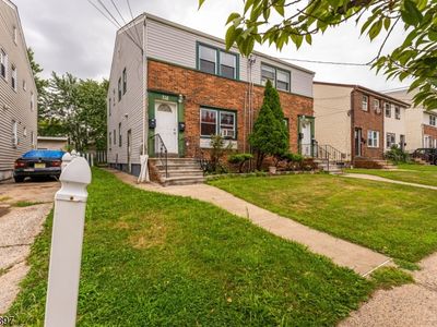 718-722 Thomas St
