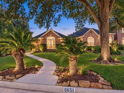 6651 Camptown Cir