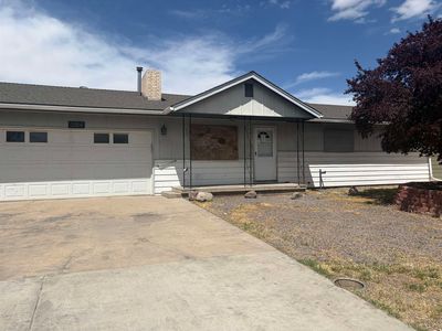3184 Kennedy Ave