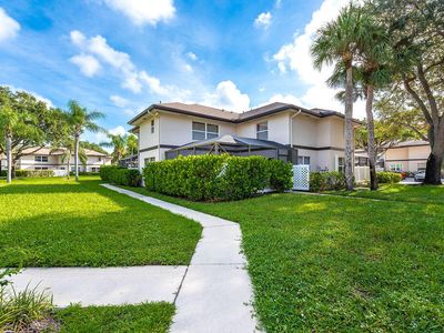 38 Essex Court Unit d
