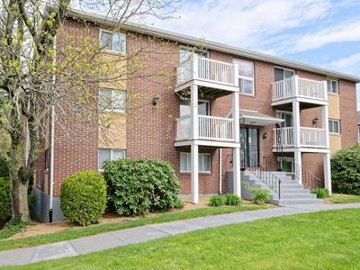 Property at 608 Boston Post Rd E APT 21, Marlborough, MA
