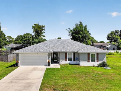 473 SE Streamlet Avenue