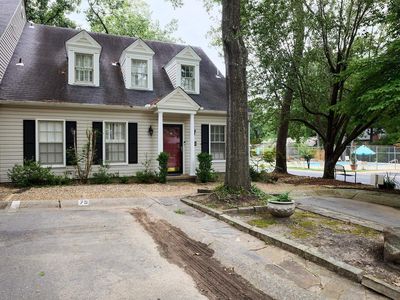 75 Kingsbridge Way