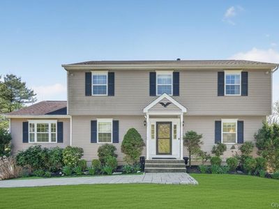 11 Bradley Drive
