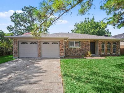 16463 Hickory Knoll Dr