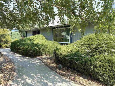 1324 Ponderosa Dr
