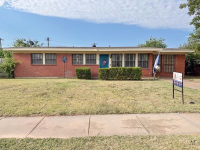 1309 Oakhurst Dr
