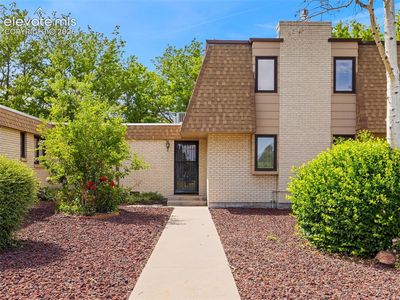 48 Regency Blvd APT E