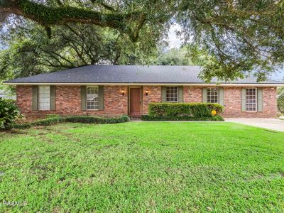 229 S Demanade Blvd
