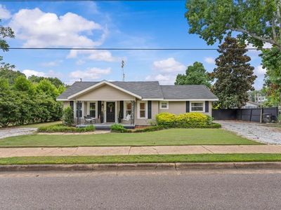 506 Mitchell St