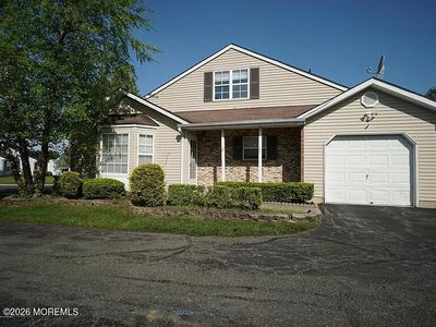 81 Farnworth Close #1000