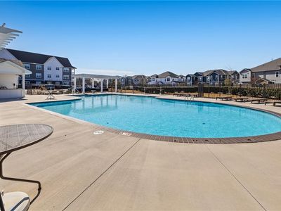 1725 Dromolin Dr #105