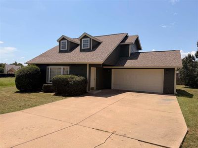 120 S Wedgewood Dr