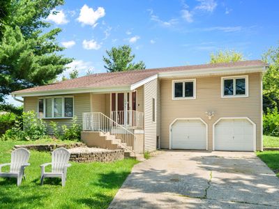 Property at 239 Oxford Ct, Bloomingdale, IL