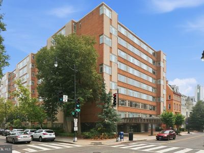 1545 18th St NW Unit 111