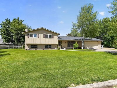 10100 W Saranac Dr