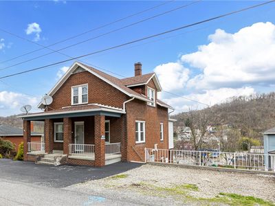 109 Highland Ave