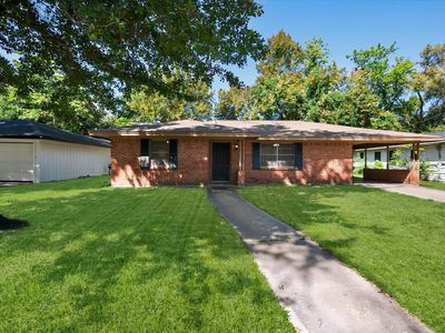 902 N 23 1/2 St