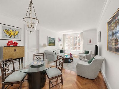 351 E 51st St APT 11B