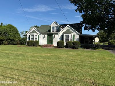 808 W Main St