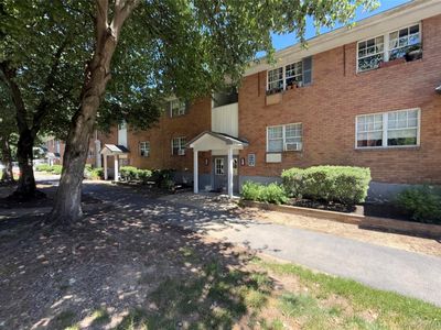 1003 Barclay Manor #10C