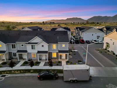1223 E 1775 N