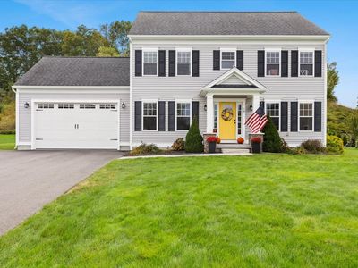Property at 18 White Rock Ln, Swansea, MA