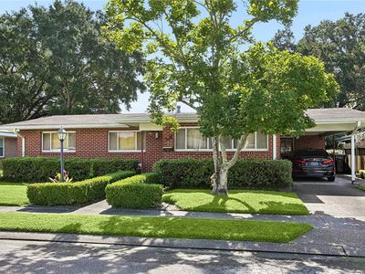 158 Roselyn Park Pl