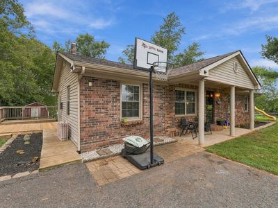 4245 Carpenter Rd