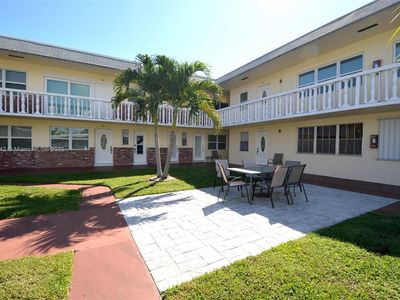 1451 N 12th Ct APT 8B