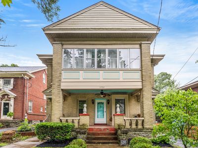 1056-1058 Fontaine Rd