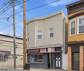598 Van Houten Ave