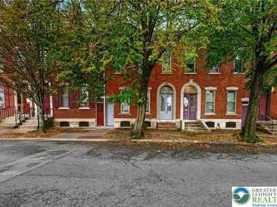 317 N 10th St