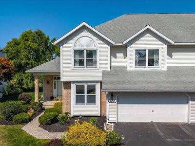 2463 Nott Street East