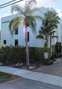 3090 Virginia St #1