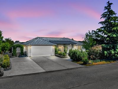 181 ` Duke Drive