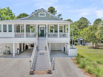 8476 Bottlenose Ct