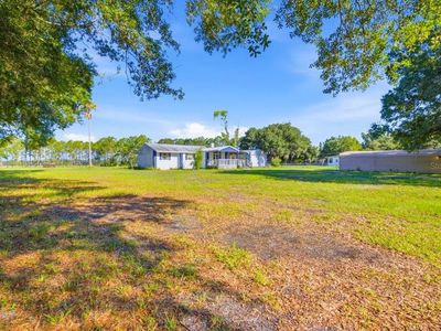 6709 Five Acre Rd
