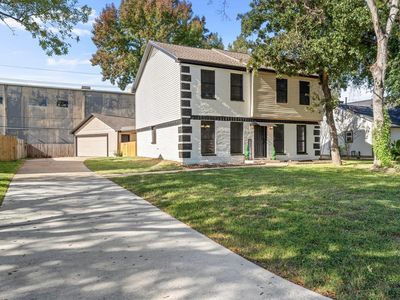 16015 Southampton Dr