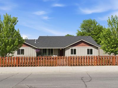 2425 NW 7th St