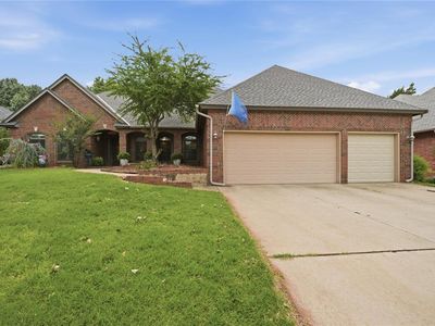 13513 Green Cedar Ln