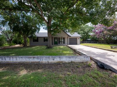 107 COUNTRY LN
