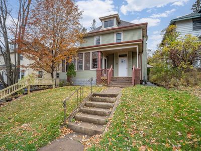 625 Woodland Ave