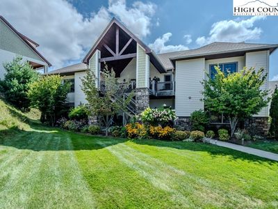 430 Penny Lane UNIT 2-B