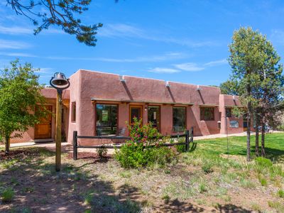 200 Sangre De Cristo Cir