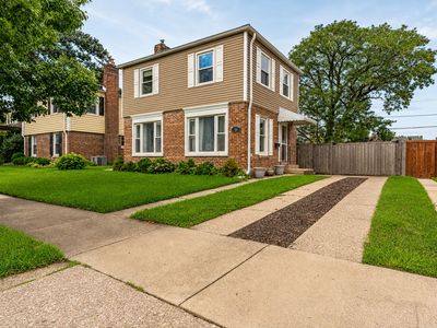 744 Manchester Ave