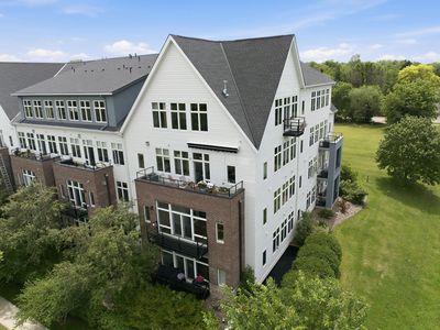 301 7th St W Unit 2204