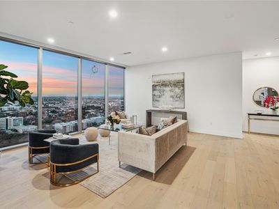 1711 Allen Pkwy #2301